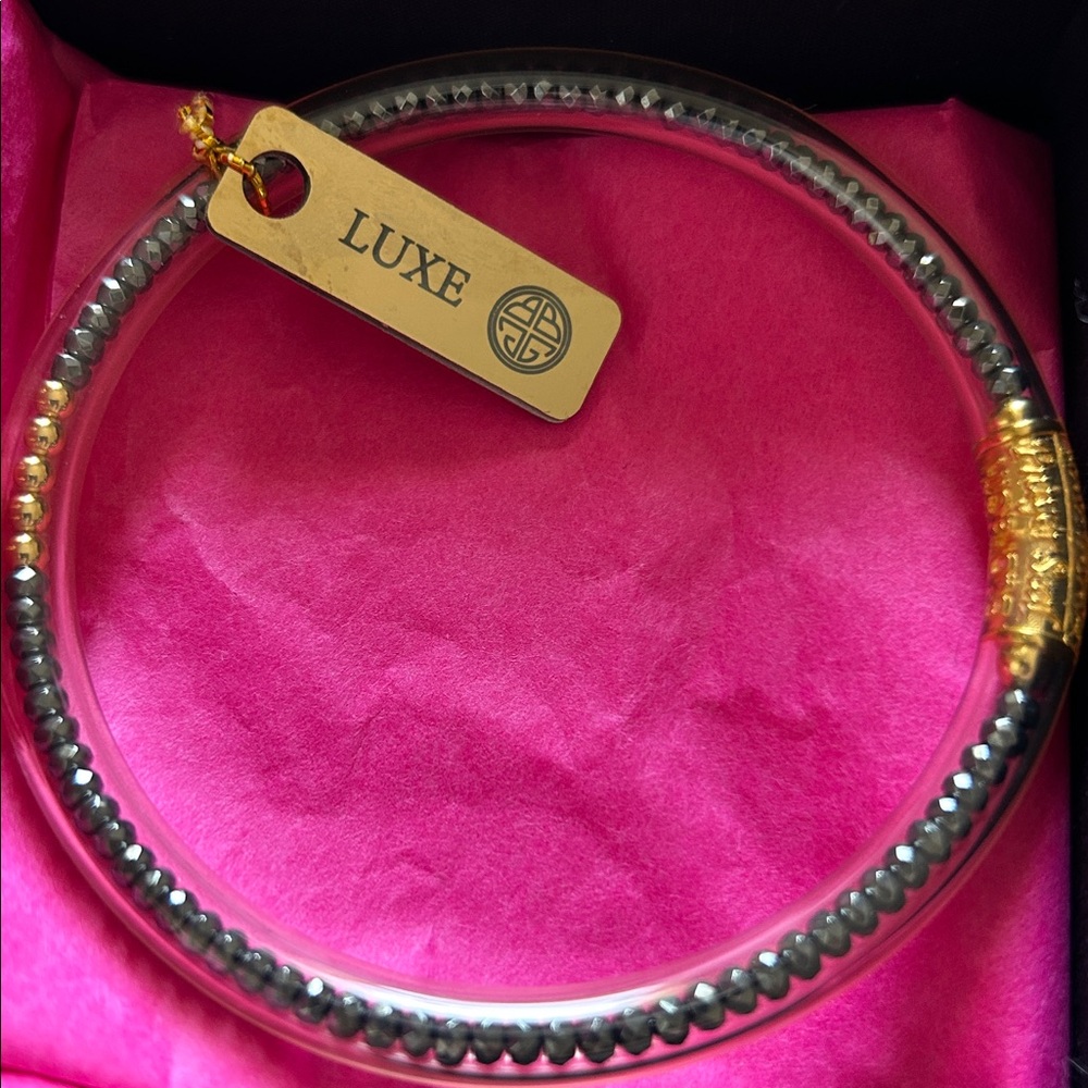 Budha Girl Medium Hermalite LUXE 19.7cts Bangle Bracelet Silver Metal Clear NEW - Picture 8 of 12